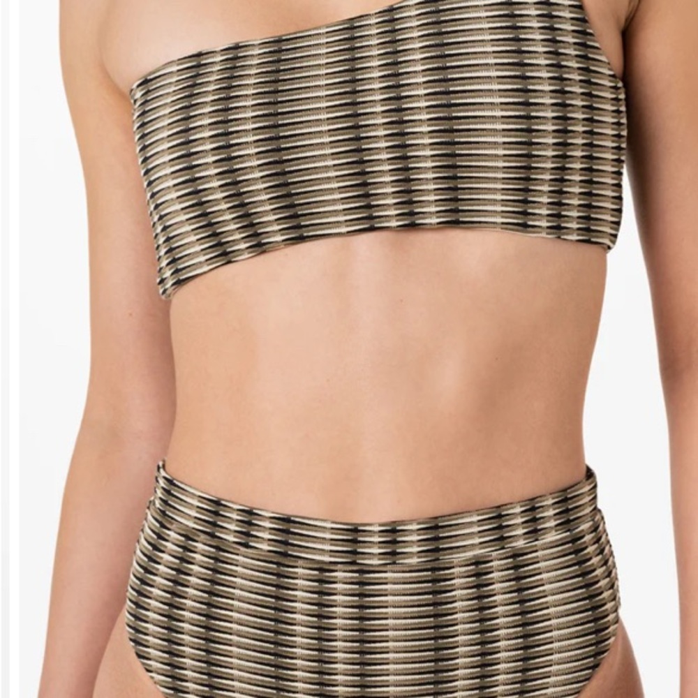 Textured Sofia bikini top